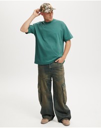 Cotton On - Box Fit T-Shirt