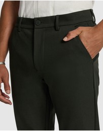 yd. - Energy Hyper Stretch Skinny Chino