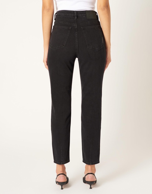 Neuw - Lola Mom Jeans