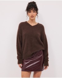 Calli - Rae V-Neck Fluffy Knit Oversized Jumper