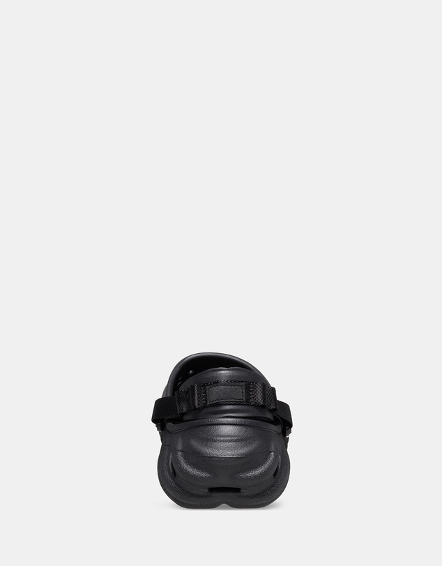Crocs - Echo Clogs - Unisex