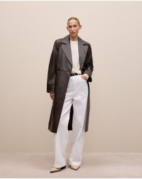 Trenery - Merino Cashmere Forward Shoulder Seam Crew in Oat