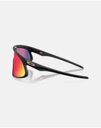 Oakley - RSLV