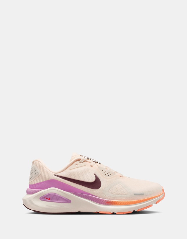 Nike - Structure 26 - Women's
