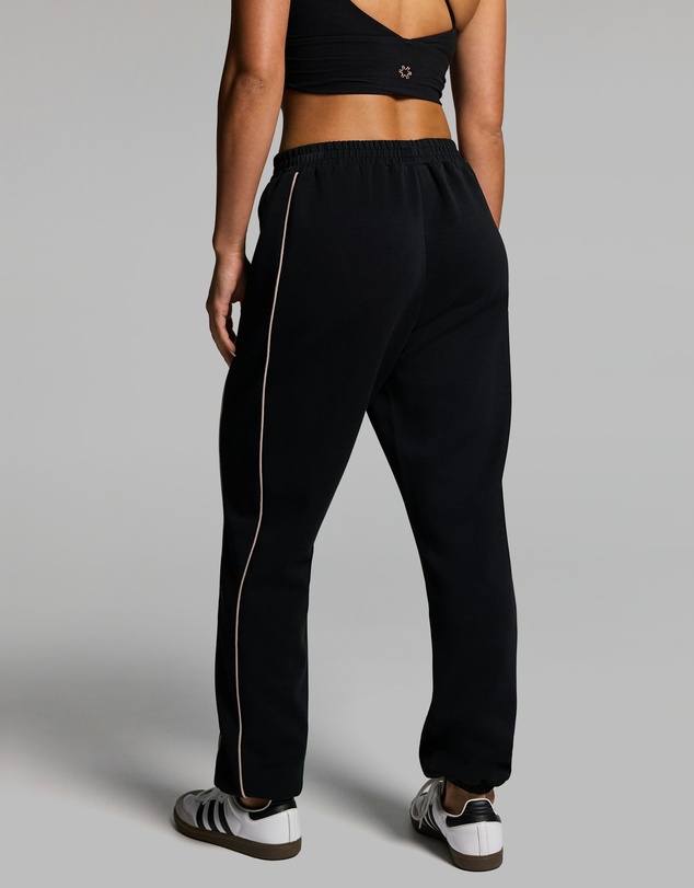 Rockwear - Travel Piped Jogger
