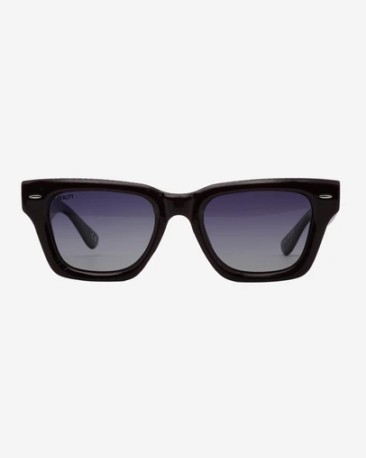 Reality Eyewear - The Tourist