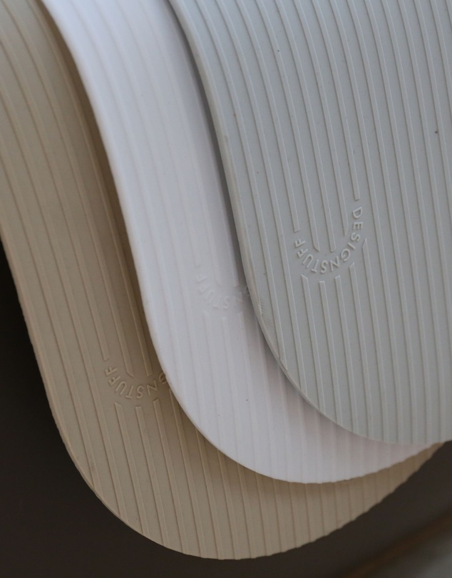 DESIGNSTUFF - CURV Silicone Non-Slip Bath Mat