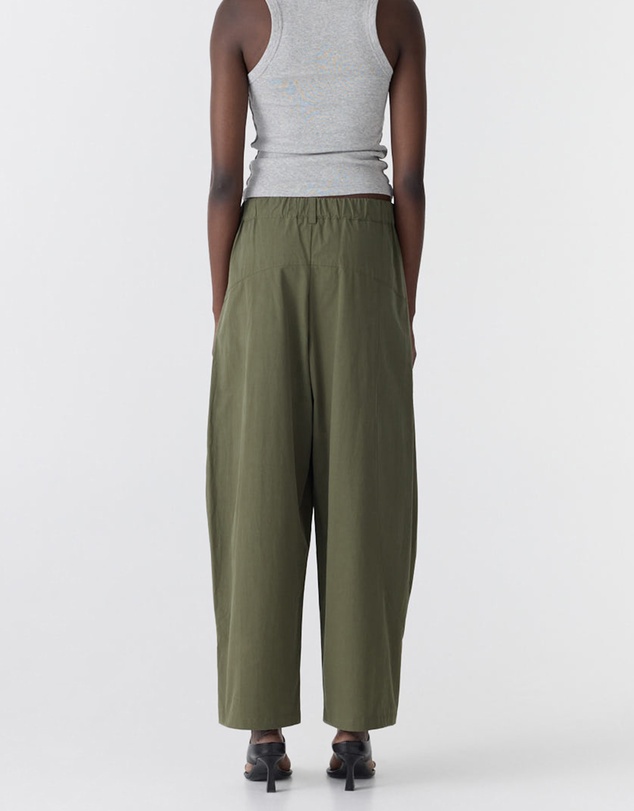 Bassike - Crushed Cotton Barrel Pants