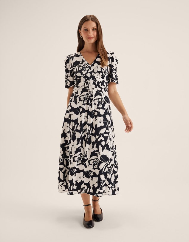 Review - Skyline Dress