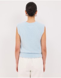 Calli - Rae V-Neck Knit Vest Top