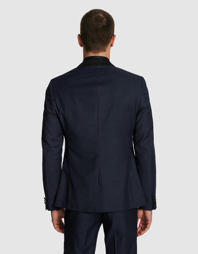 yd. - Casino Slim Tuxedo