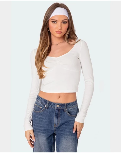 EDIKTED - Nat Ruched V Neck Top