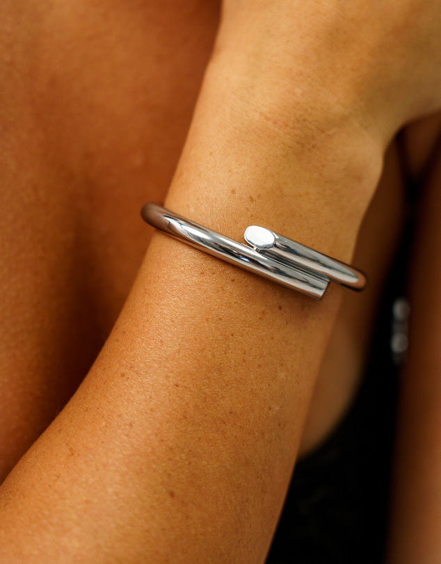 Sonne Jewellery - Kai Silver Bangle