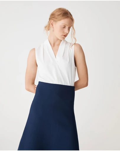 Forcast - Alivia 2 V-Neck Top