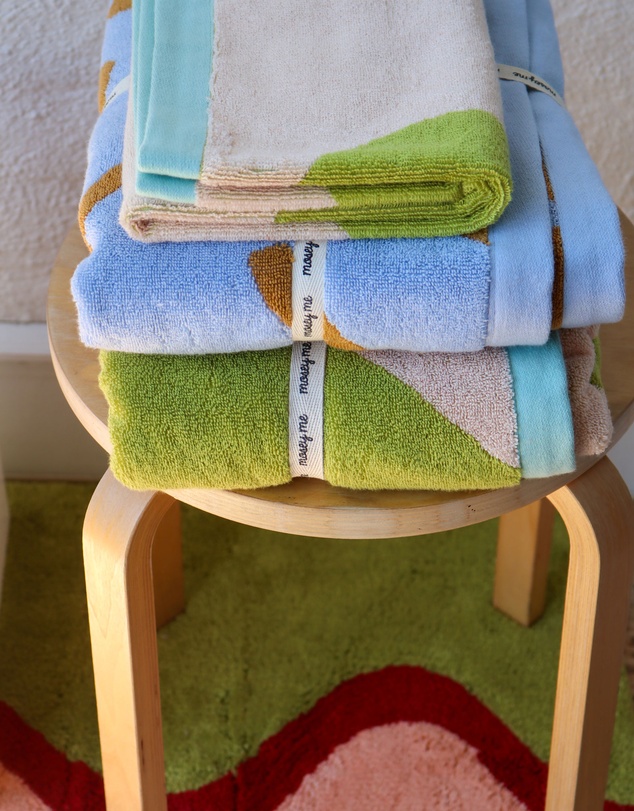 Mosey Me - Carousel Bath Mat