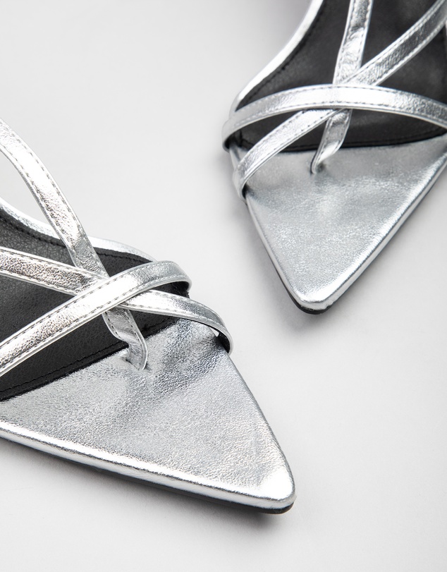 RAID - Layne Pointed Toe Kitten heeled sandals in Silver