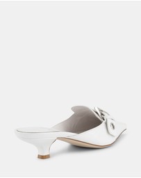 Jeffrey Campbell - Prevail