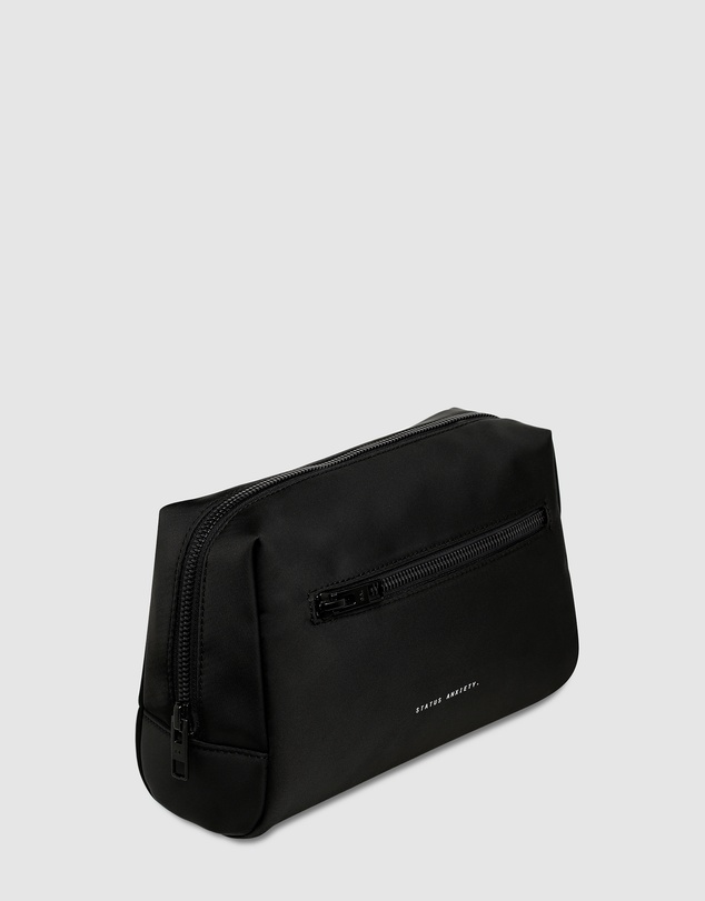 Status Anxiety - Hunter Toiletry Bag - Medium
