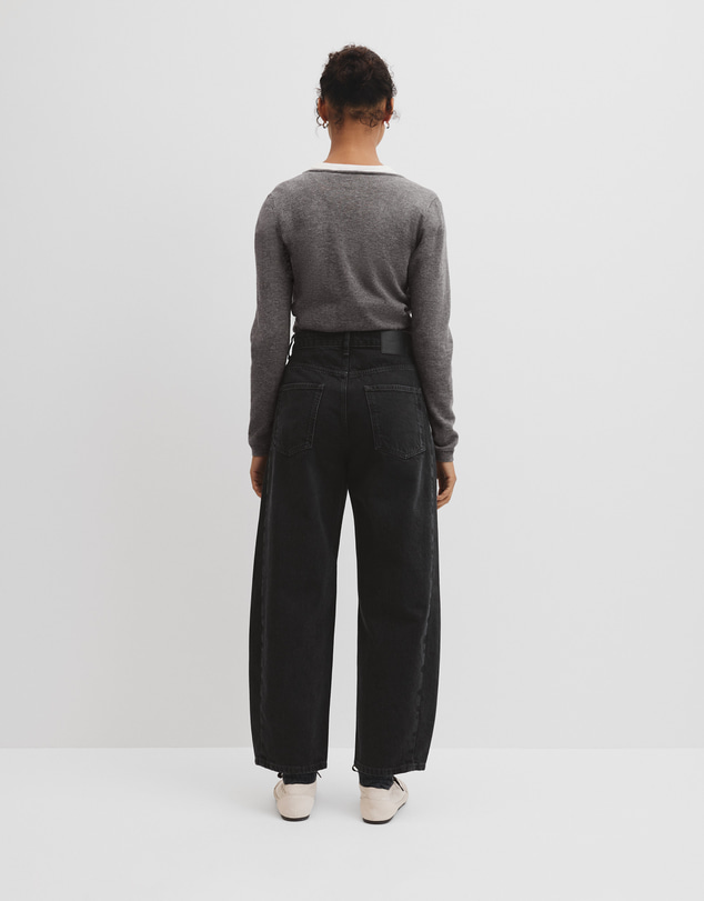 Country Road - High Rise Barrel Jean