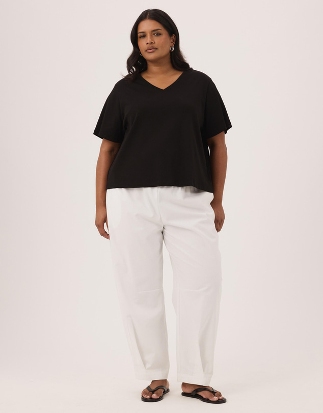 Atmos&Here Curvy - Cotton V-Neck T-Shirt