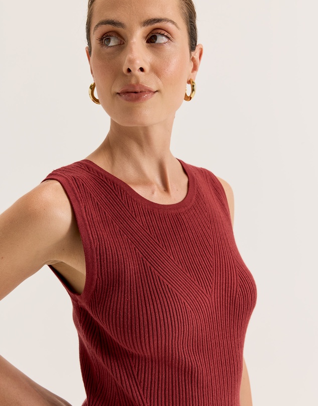 Review - Eclipse Knit Tank