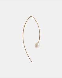 FAIRLEY - Pearl Curve Earrings