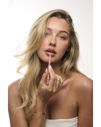 MAKE UP FOR EVER - EXCLUSIVE THE ICONIC x Sammy Robinson: The Lip Line Up