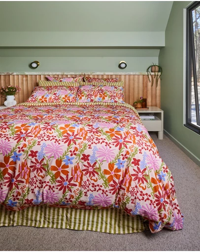 Mosey Me - Winter Garden Quilt Cover