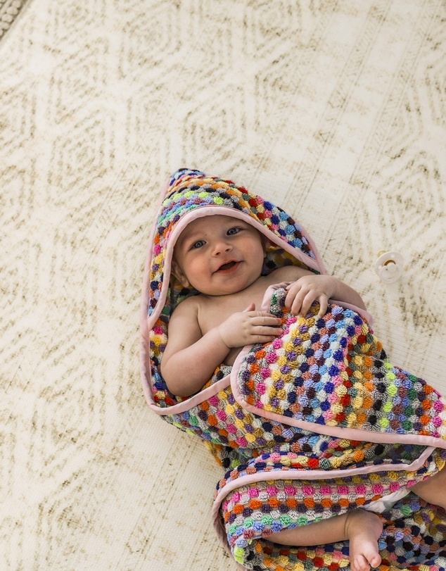Miss April - Pompom Hooded Baby Towel