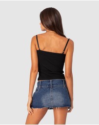 EDIKTED - Karlee Ribbed Tank Top