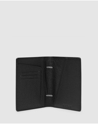 Kinnon - Earle Passport Holder