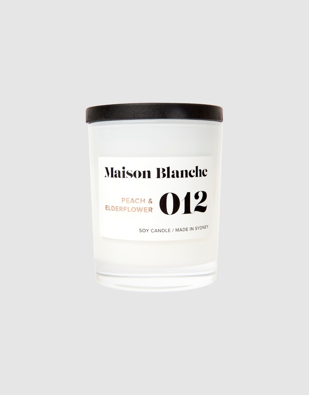Maison Blanche - 012 Peach & Elderflower - Medium Candle