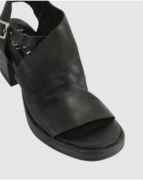 Sempre Di - Elanora Wedge Sandals