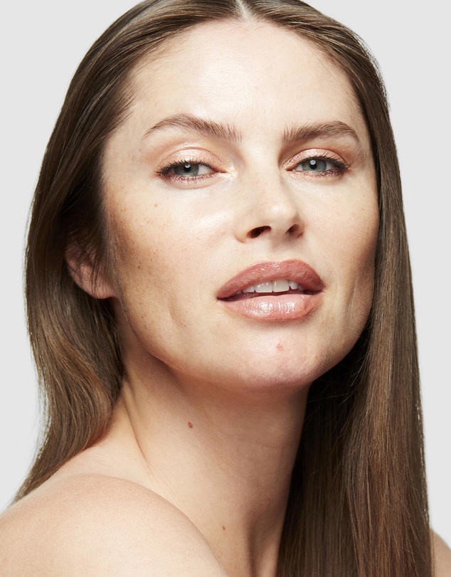 MAC - Strobe Dewy Skin Tint