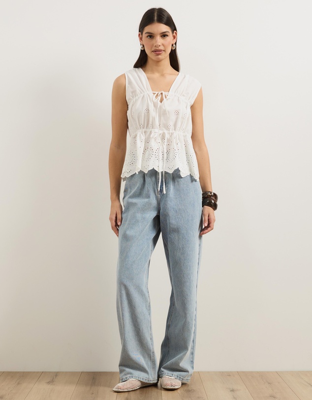 Atmos&Here - Eliza Broderie Tie Front Top