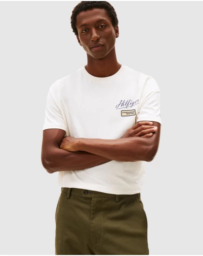 Tommy Hilfiger - Textured Logo Crew Neck T-Shirt