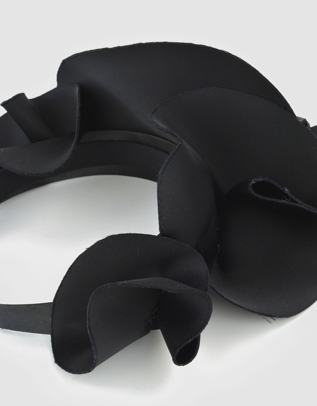 FORD MILLINERY - Poppy Fascinator