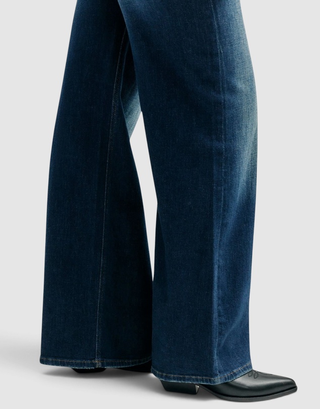 GUESS - High-Rise Bellflower Wide Leg Jeans