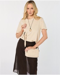 AMP AND SAND - Wander Crossbody Bag