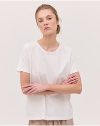 Cloth & Co. - The Classic Tee
