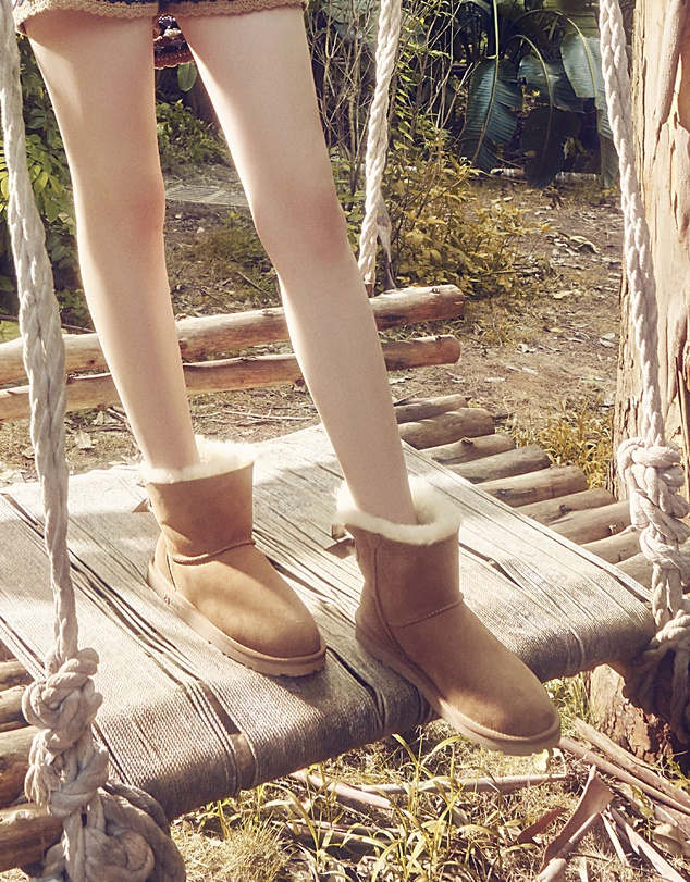 EVERAU - EverAU Ugg Mini Back Bow Sheepskin Upper UGG Boots