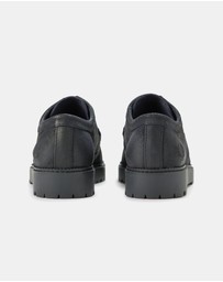 Fred Perry - Kenney Low Coated Suede Shoes - Unisex