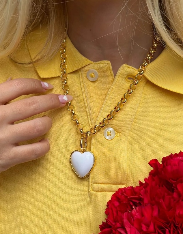 Emma Pills - Hot Hearts Necklace