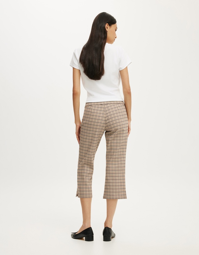 Cotton On - Nico Capri