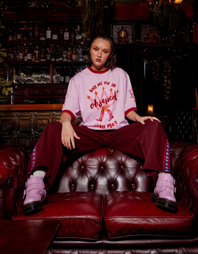 The Somewhere Co - Leo Astrology Oversized Tee