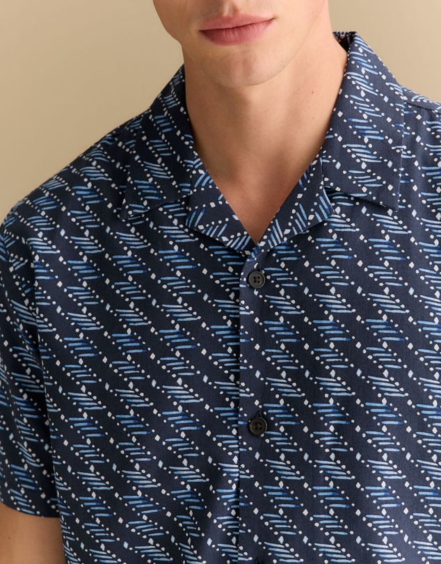 Trenery - Regular Fit Etched Geo Short Sleeve Shirt in Navy