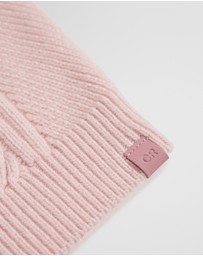 Country Road - Cable Knit
