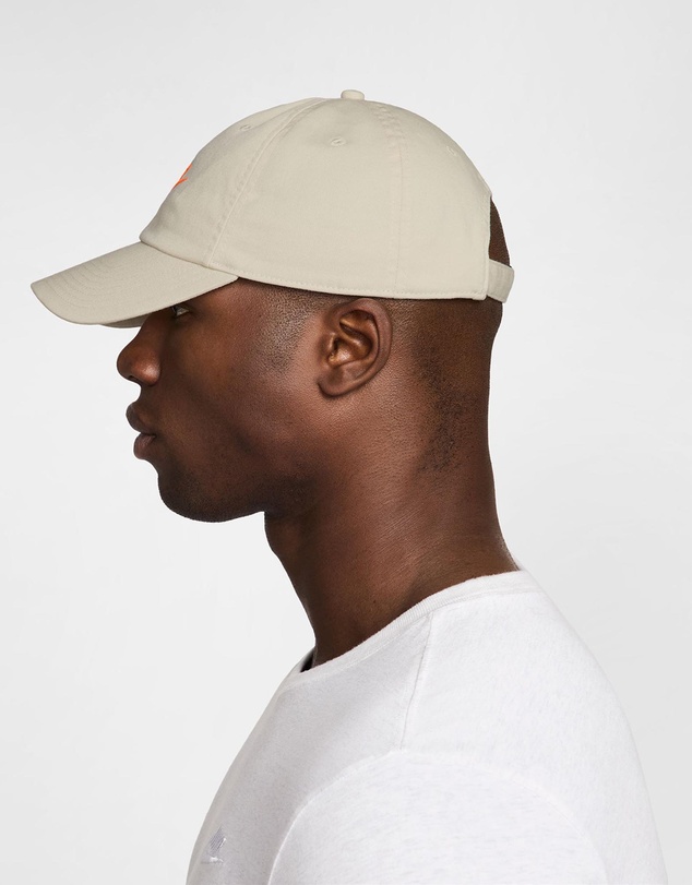 Nike - Club Unstructured Futura Wash Cap