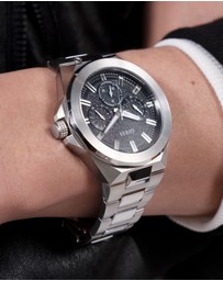 GUESS - Silver-Tone Multi-function 46mm Black Dial Men's Watch