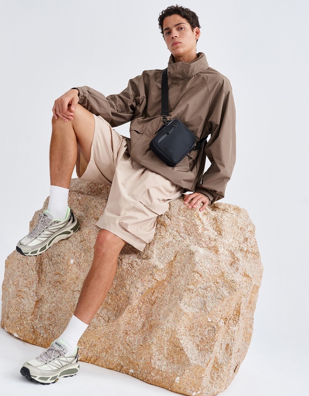 Gaston Luga - Däsh - Verti Crossbody Waterproof Shoulder Carry Bag